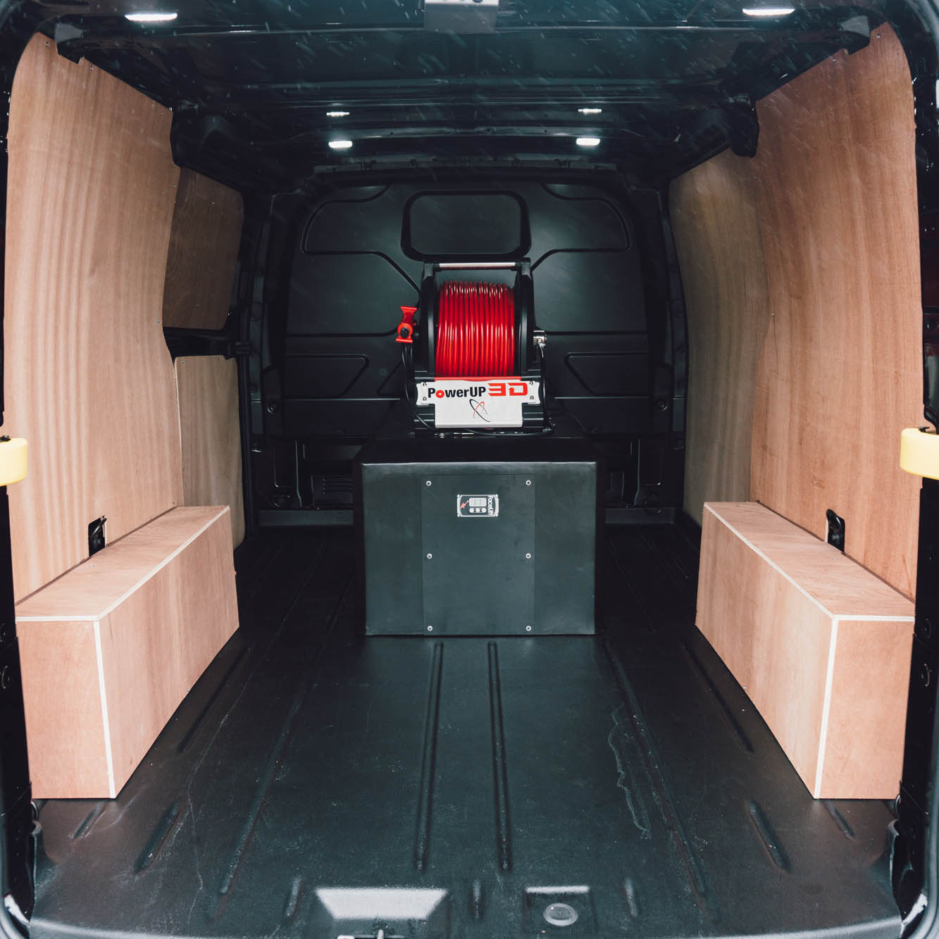 FaceLift® Compact Van Mounted System