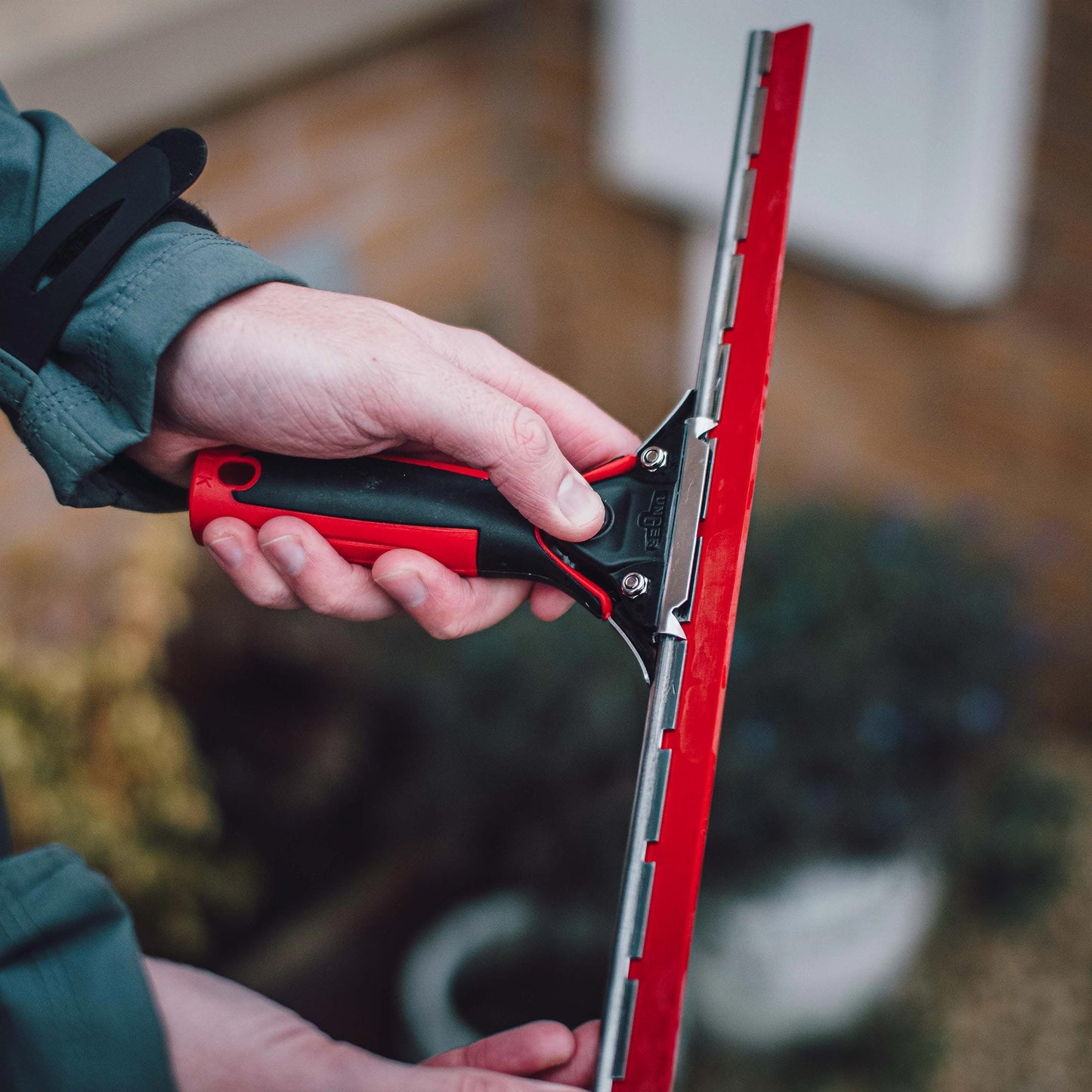 FaceLift® RazrBlade Red Rubber